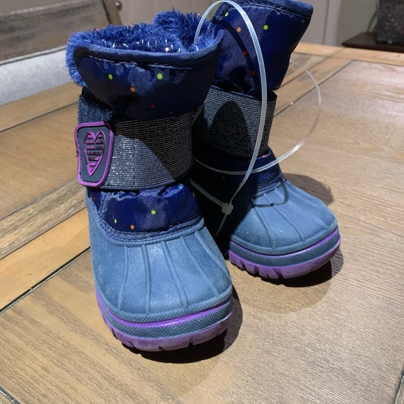 Cat \u0026 Jack Shoes | Cat \u0026 Jack - Snow Boots | Color: Blue | Size: 6bb | Queeniemhlanga's Closet